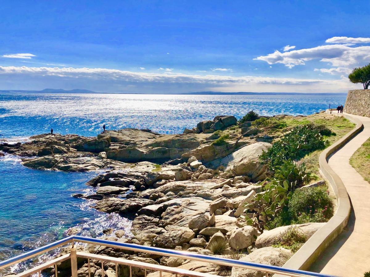 Magnifique Appartement En Front De Mer, Caneylles Roses Ngoại thất bức ảnh