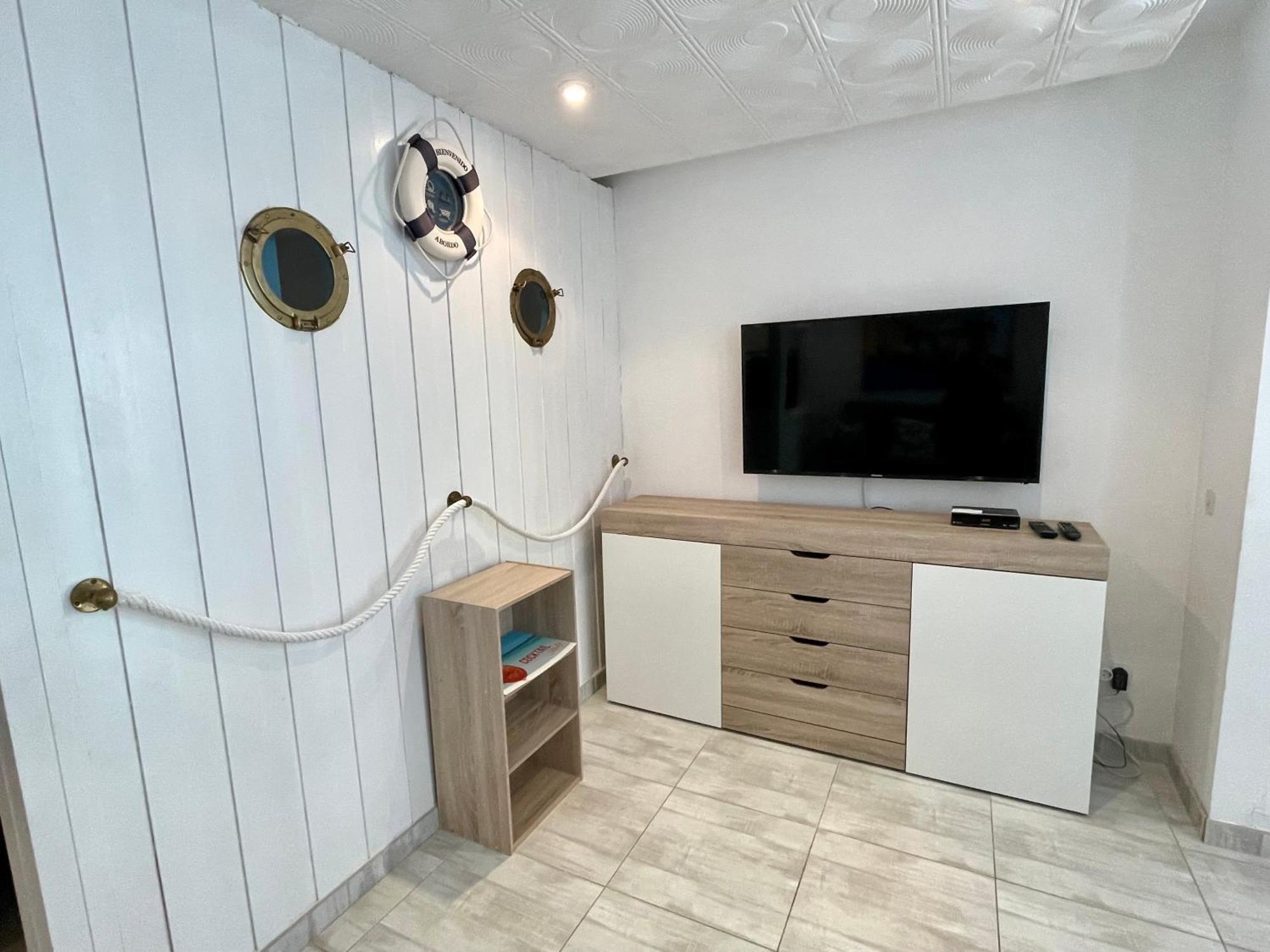 Magnifique Appartement En Front De Mer, Caneylles Roses Ngoại thất bức ảnh